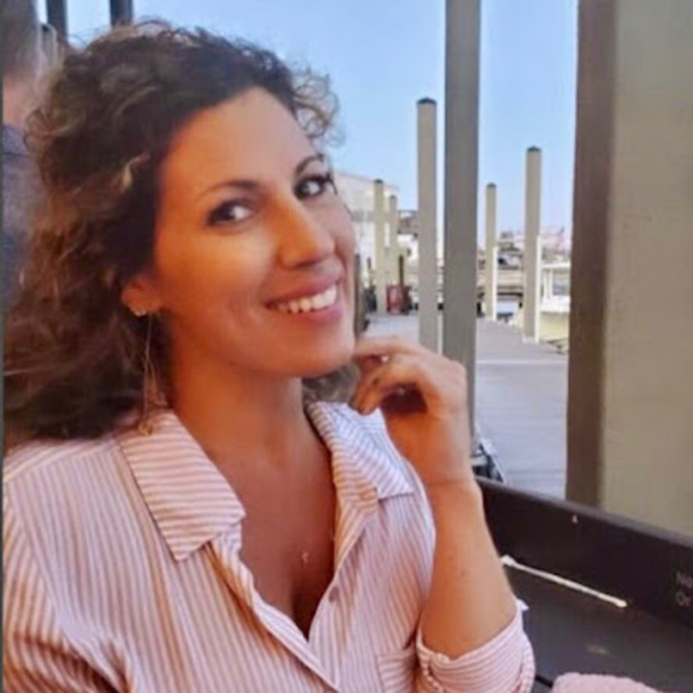 Meet your Posher, Adrianna